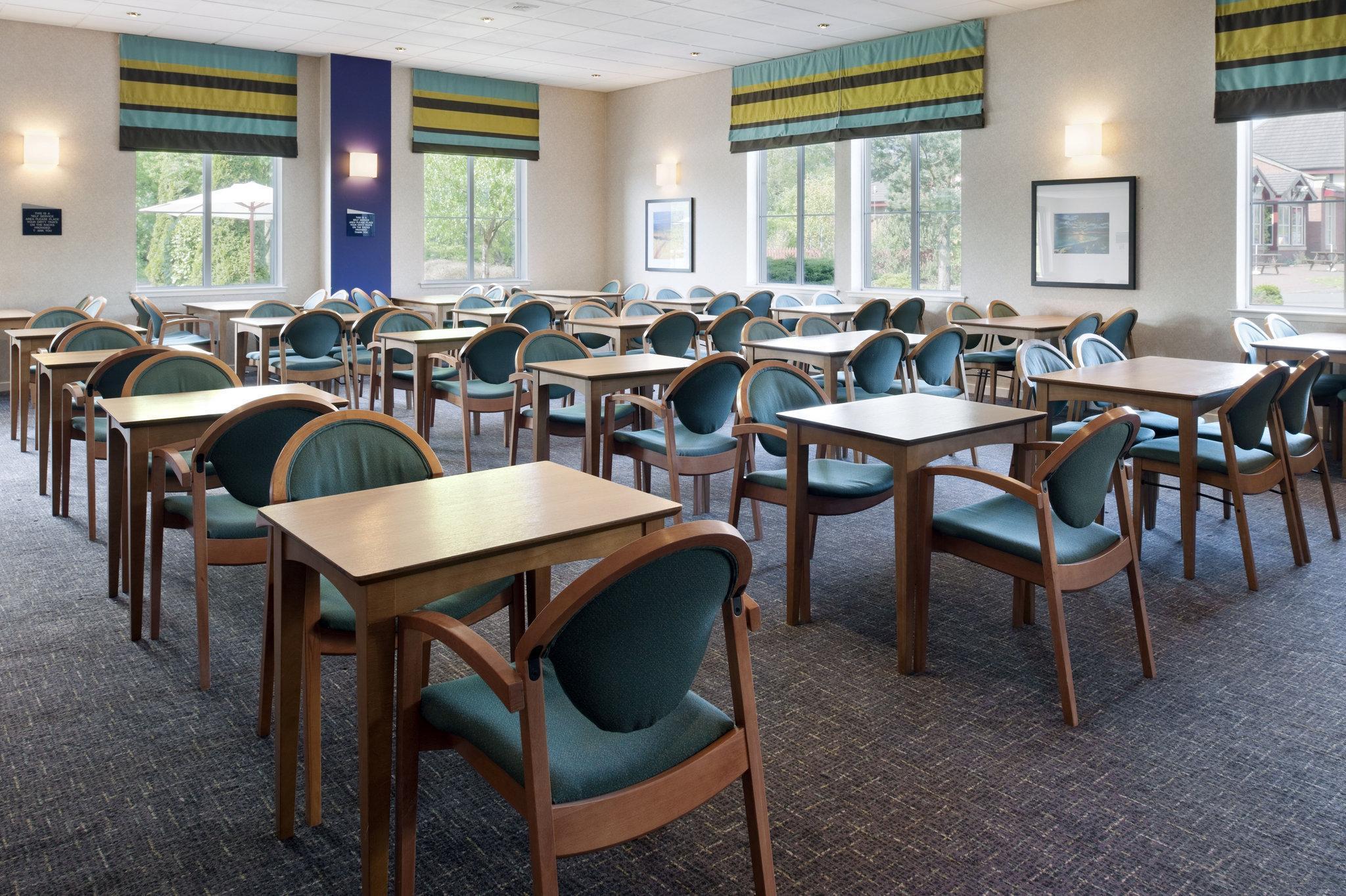 Holiday Inn Express Strathclyde Park M74, Jct 5 By Ihg Motherwell Eksteriør billede