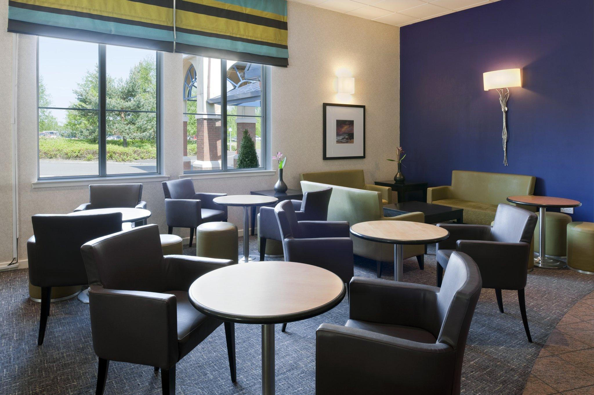 Holiday Inn Express Strathclyde Park M74, Jct 5 By Ihg Motherwell Eksteriør billede